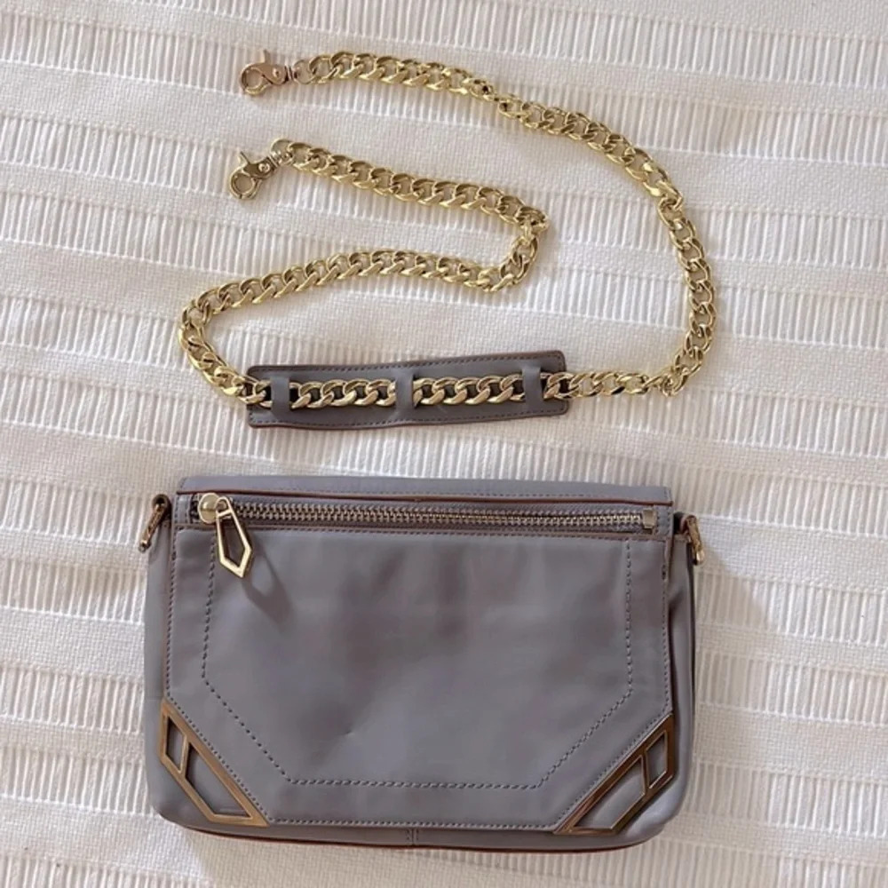 Authentic BOTKIER crossbody or clutch leather super cute gold chain! EUC